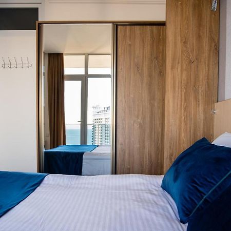 G-Point Apartment Batumi Exterior photo