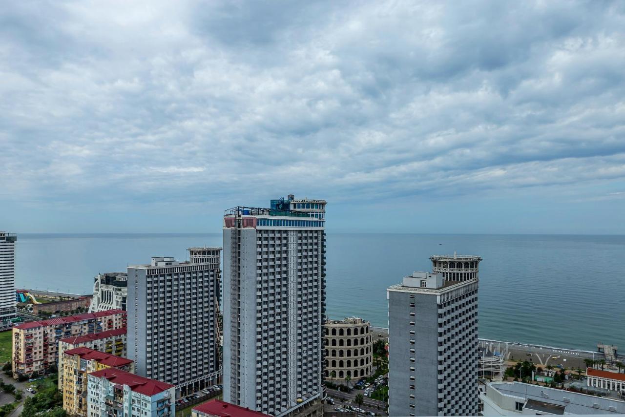 G-Point Apartment Batumi Exterior photo