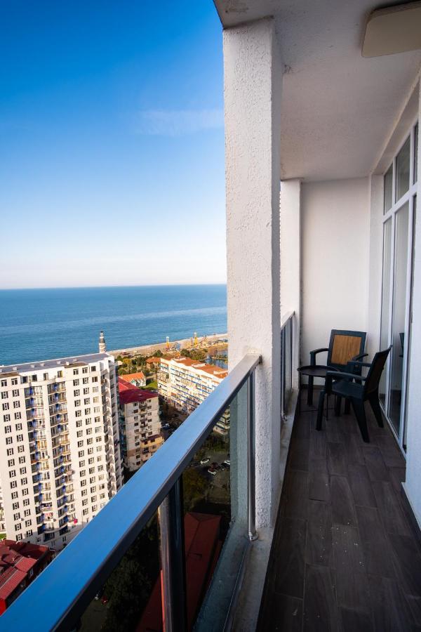 G-Point Apartment Batumi Exterior photo