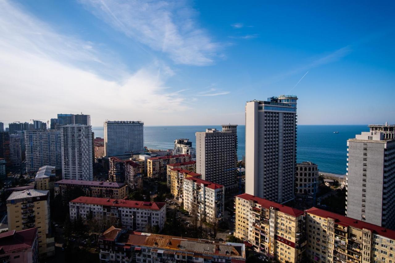 G-Point Apartment Batumi Exterior photo